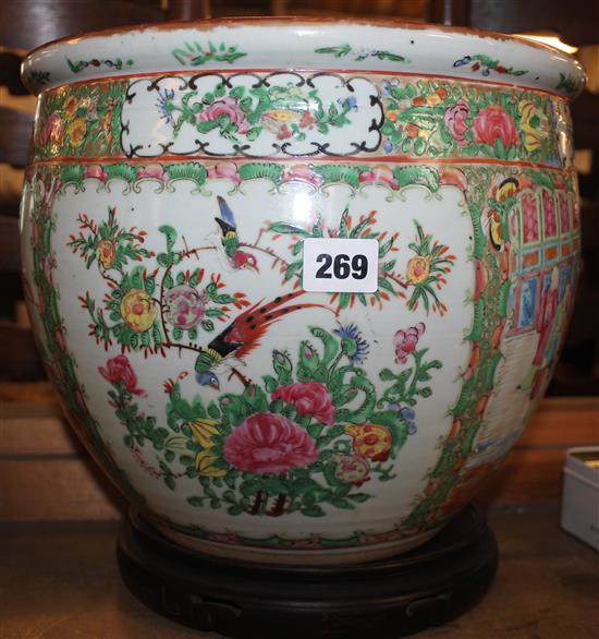 Chinese Canton-decorated famille rose goldfish bowl or jardiniere, late 19th century(-)